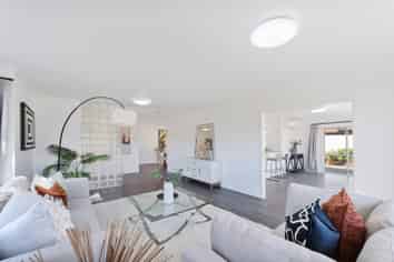 42 Lake Panorama Drive, Henderson