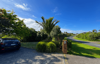 668 Redoubt Road, Flat Bush