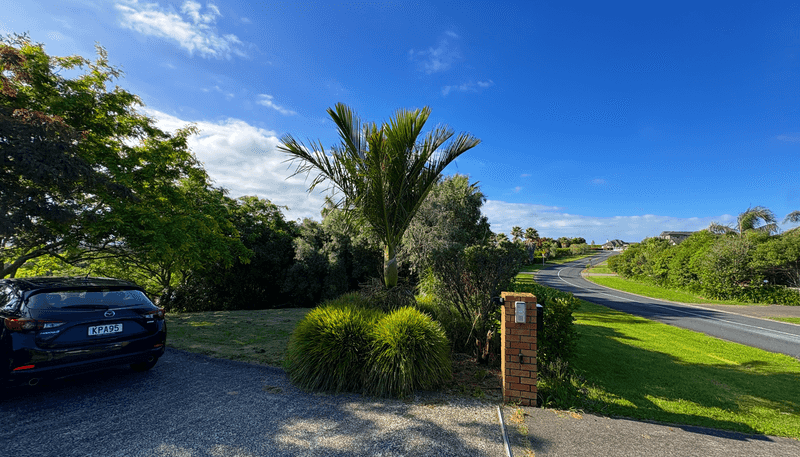 668 Redoubt Road, Flat Bush