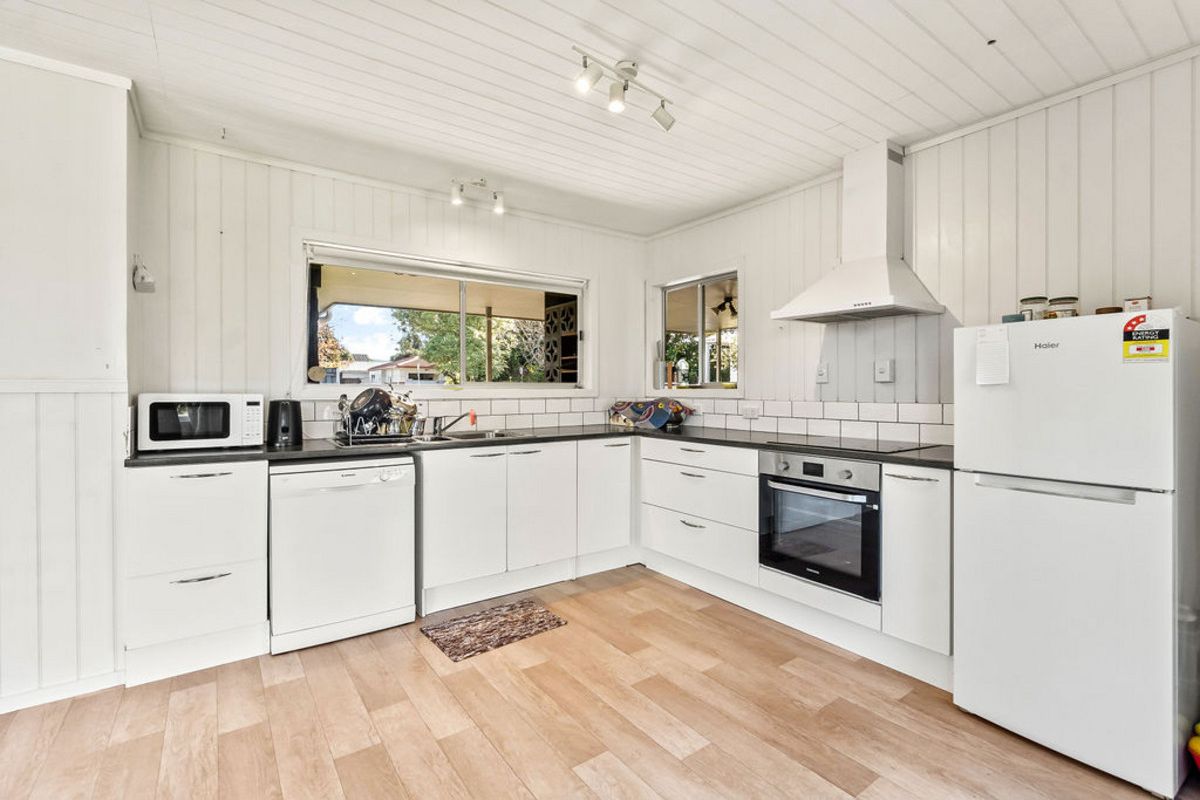 LIVE, RENT OR DEVELOP - Vista 2