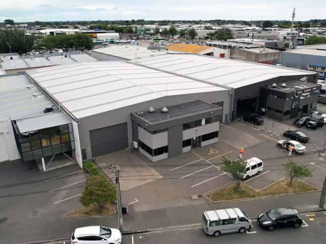 Refurbished high-stud industrial facility