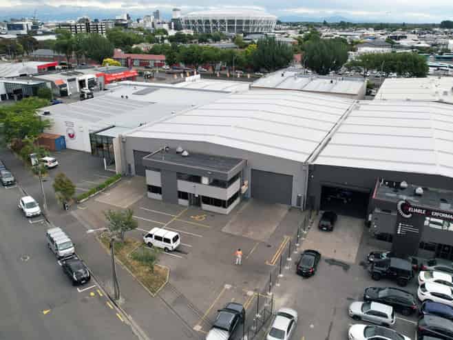 Refurbished high-stud industrial facility