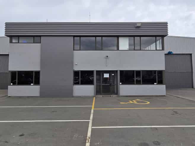 Refurbished high-stud industrial facility