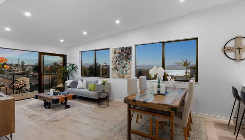 935B Whangaparaoa Road, Manly