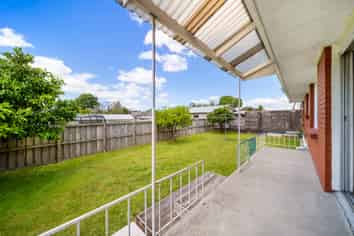 27A Chesterman Road, Riverlea