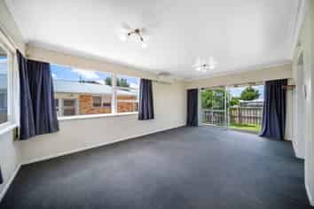 27A Chesterman Road, Riverlea