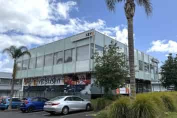 HOSPITALITY PROPERTY FOR SALE/LEASE
