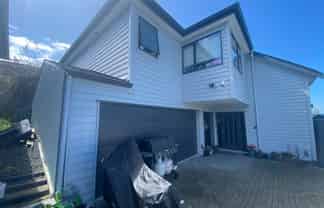 24A Lantana Road, Green Bay