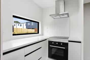 14 Clay Works Lane, New Lynn