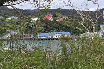 15 Excelsior Road, Stewart Island