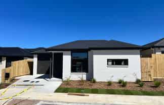 17 Scenic Rise, Rototuna North