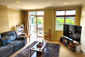 1C/11 London Street, Hamilton Central