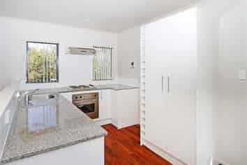  19A Sabot Place, Massey