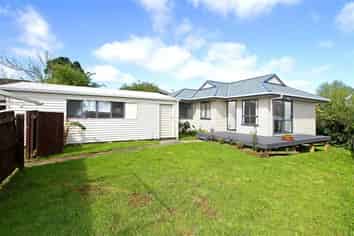  19A Sabot Place, Massey