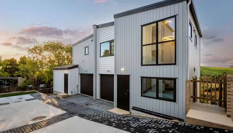 1/1088 Beach Road, Torbay