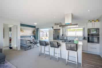 13 Monarch Drive, Robinsons Bay