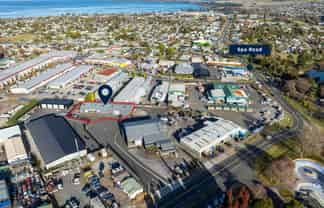 Fully tenanted industrial asset