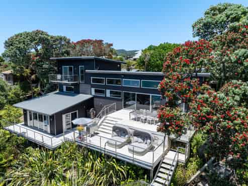 1123 Cove Road, Langs Beach