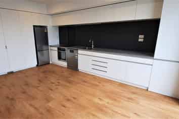 6/6 Waverley Street, Sydenham