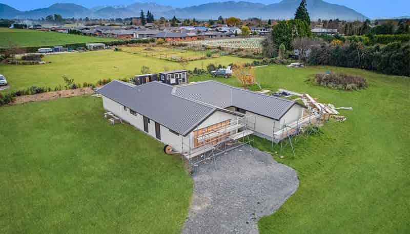 35 Main Street, Methven