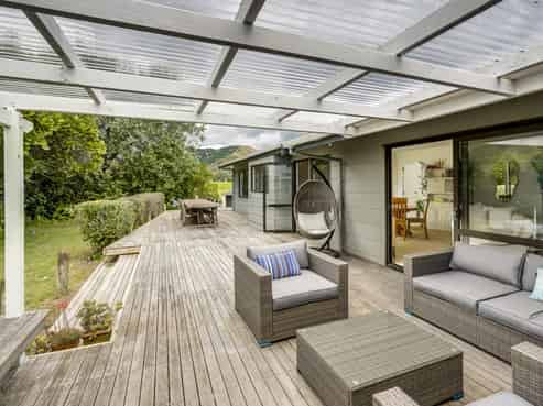 106 Tiakitai Road, Waimarama