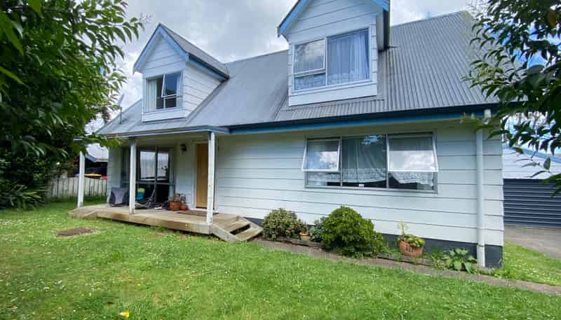 115 Poaka Avenue, Dinsdale