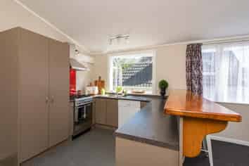 296 Karori Road, Karori