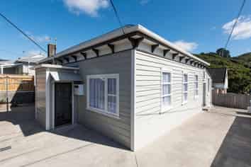 296 Karori Road, Karori