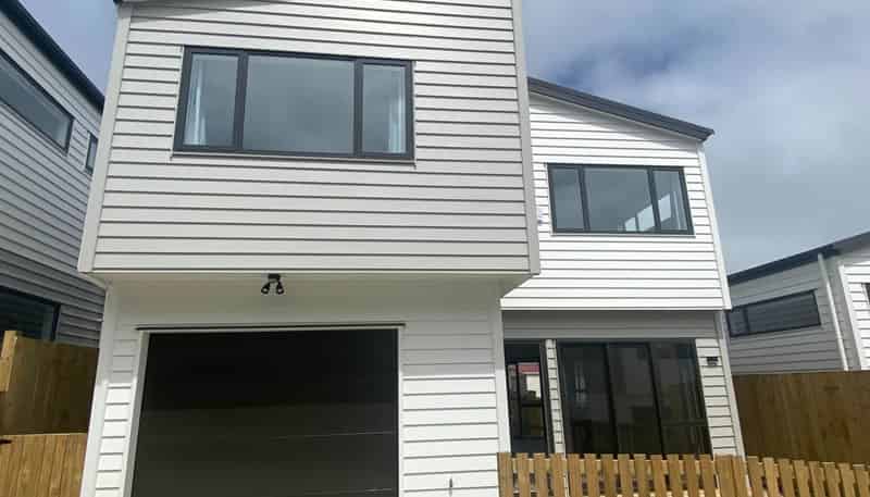 20C Batkin Road, New Windsor