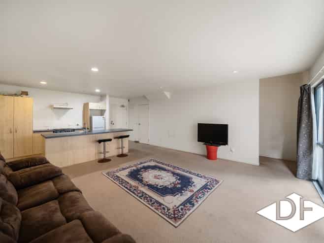 142F Arthur Street, Onehunga