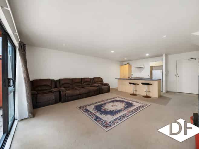 142F Arthur Street, Onehunga