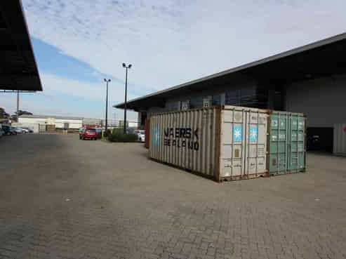 CBRE | 1,319sqm High Stud & Modern WH