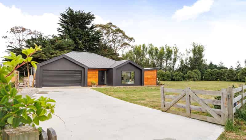 2 Ashgrove Lane, Ashhurst