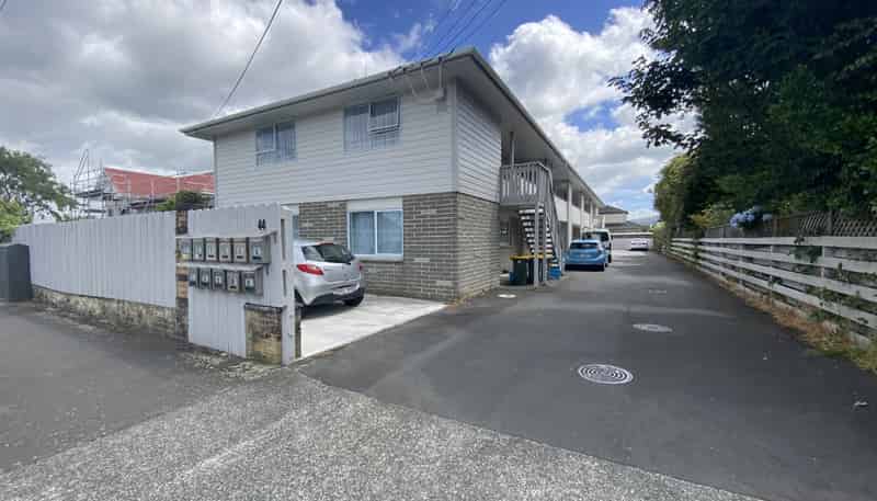 5/44 Whites Line West, Woburn