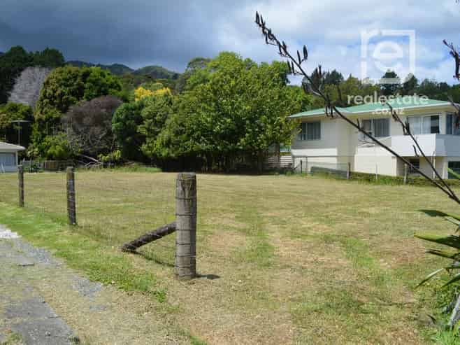 2046 Rings Road, Coromandel
