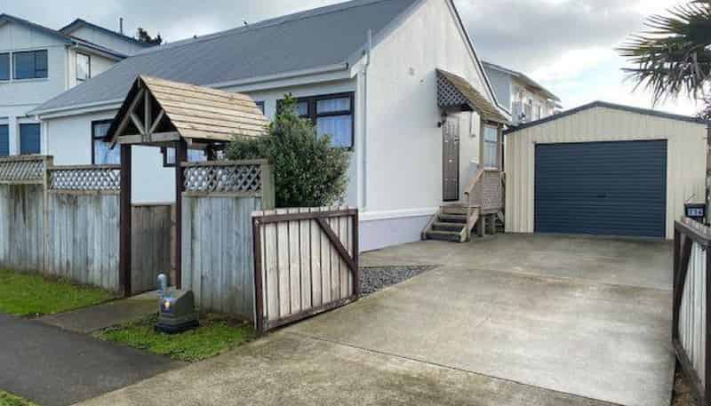 214 Puriri Street, Castlecliff