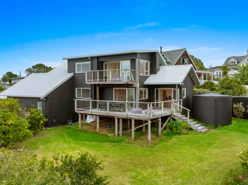 43 Cumberland Street, Leigh