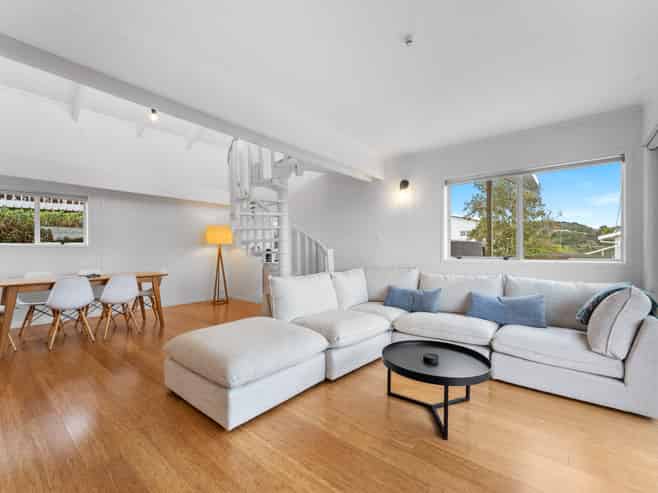 43 Cumberland Street, Leigh