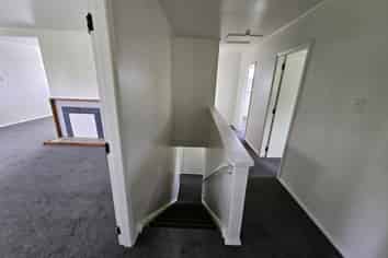 12A Somerset Place, Cannons Creek