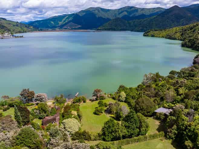 257 Queen Charlotte Drive, Havelock