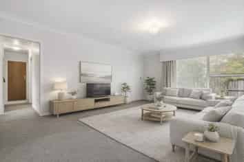 2/11 Waitemata Road, Hauraki