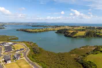 20 Orawahi Road, Glenbrook