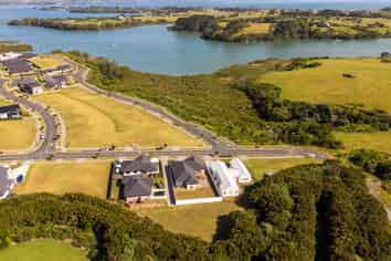 20 Orawahi Road, Glenbrook