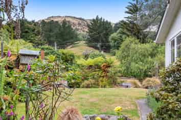 11 Factory Road, Little Akaloa