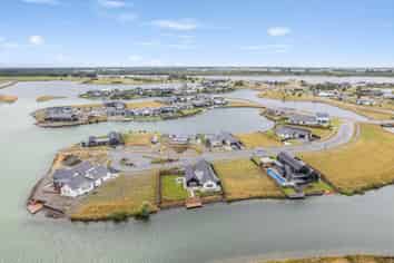 11 Kennedy Quay, Huntingdon/Lake Hood