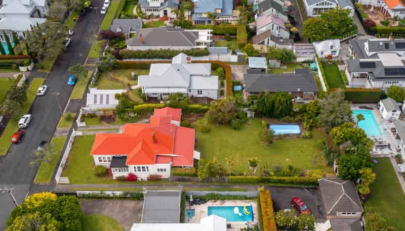 5 First Avenue, Stanley Point