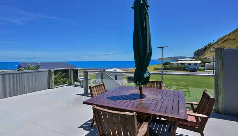 6 Argyle Street, Mahia