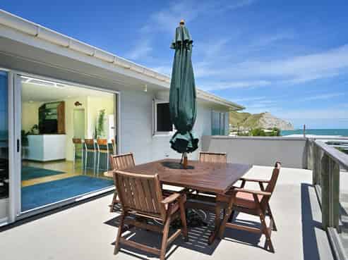 6 Argyle Street, Mahia