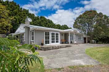 349 Gumtown Road, Kamo