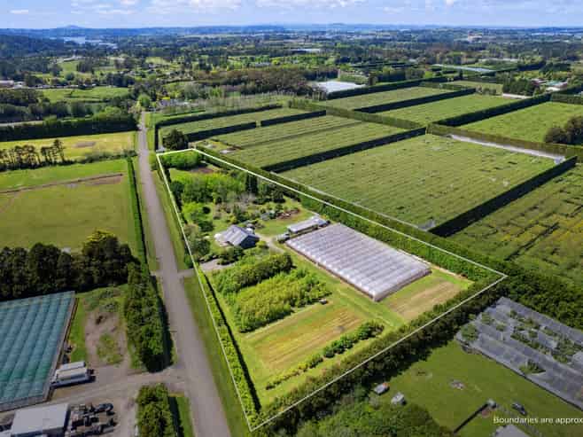 18 Lathrope Road, Riverhead